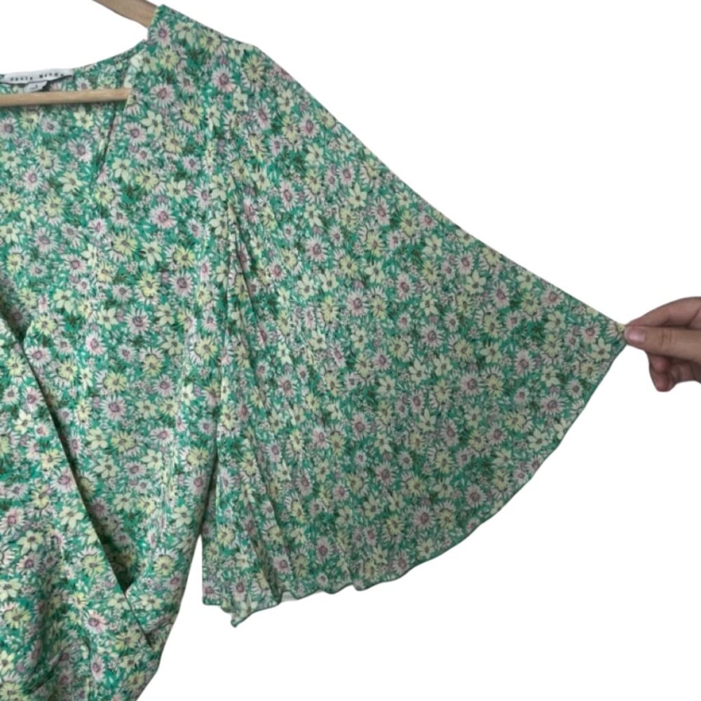 HAUTE MONDE | Women's V-Neck Floral Cut Out Tie Back Bohemian Boho Top | Size L - Picture 4 of 14